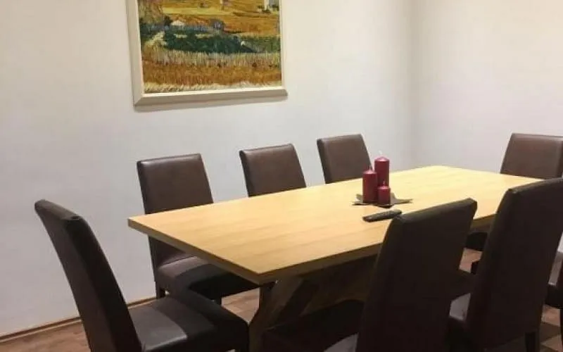 86321209.jpg